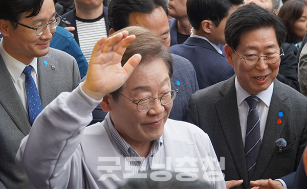 직전 대선에서 이 후보가 얻은 득표율은 33.24%로, 63.12%를 얻은 윤석열 후보에 29.88%P 차로 졌다. 두 후보간 격차는 도내 15개 시·군 가운데 가장 컸다. (사진=양승조 전 충남지사 페이스북 갈무리/굿모닝충청=이종현 기자)