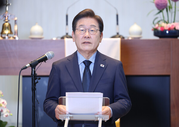 더불어민주당 이재명 대선 후보가 2일 경기 성남시 수정구 성남주민교회에서 기자회견을 하고 있다.(사진=연합뉴스)