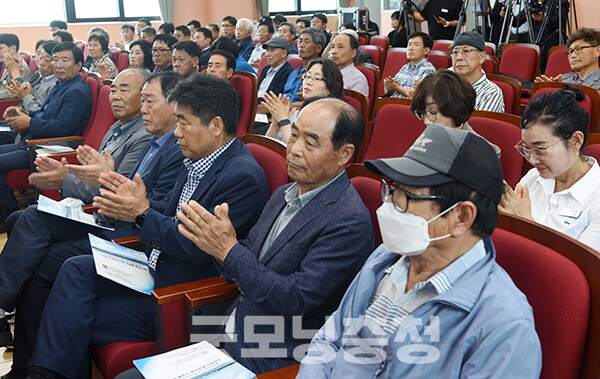 한편 이 사업은 가로림만으로 단절된 태안군 이원면 만대항과 서산시 대산읍 독곶리 사이에 해상교량 2.5km와 접속도로 2.8km를 건설하는 것이 골자다. (사진=굿모닝충청 채원상 기자)