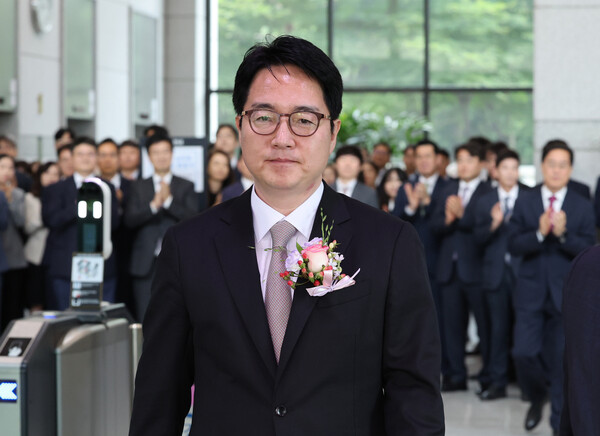 2일 오전 사임한 심우정 전 검찰총장의 모습.(사진=연합뉴스)