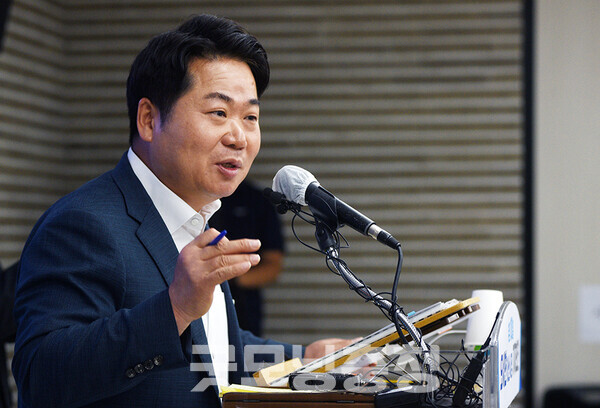 오세현 아산시장이 내년 6월 지방선거와 함께 치러질 예정인 아산을 국회의원 보궐선거에 출마할 뜻이 없음을 분명히 했다. (굿모닝충청=채원상 기자)