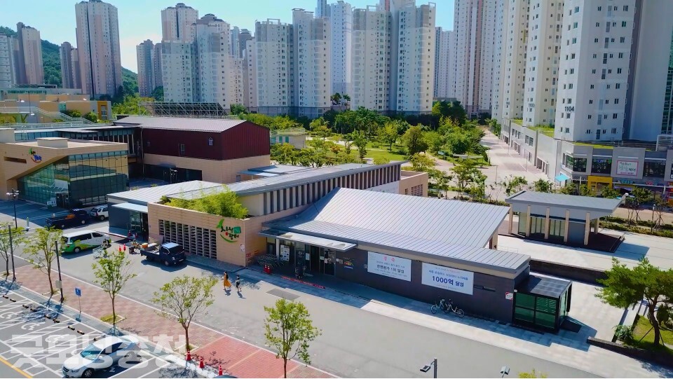 세종로컬푸드㈜(대표 권기환)가 7일부터 30일까지 ‘복날맞이 삼계탕 재료 특별판매’를 실시한다. 사진은 도담동 싱싱장터(굿모닝충청 세종=신상두 기자)