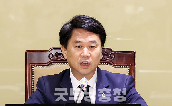 충남도의회 이상근 의원(홍성1)은 26일 “대전·충남 행정통합은 국민의힘 단체장들이 추진하고 있다”며 “도민이 행정통합을 원하기 때문에 더불어민주당이 특별법에 찬성해준다? 그런 막연한 희망은 굉장히 위험하다”고 말했다. (자료사진=충남도의회 제공/굿모닝충청=이종현 기자)