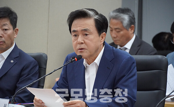 김태흠 충남지사는 11일, 대전과의 행정통합과 관련 “새 정부의 5극 3특 정책에 물꼬를 트는 역할을 할 것”이라며 “정부와 여당의 협력을 이끌 수 있을 것”이라고 말했다. (사진=굿모닝충청 이종현 기자)