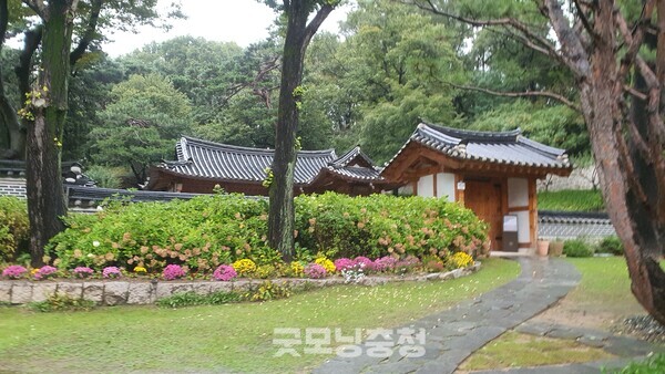 일제 강점기 시절 사재를 털어 우리 문화재 수집에 기여했던 간송 전형필 선생의 생가.(사진=굿모닝충청 조하준 기자)