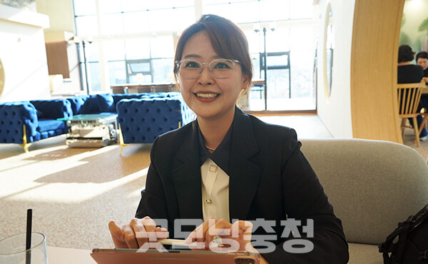 농촌의 새로운 길을 모색하는 청년이 있다. 홍성군 은하면 출신의 배윤주(31) 힘쎈농촌연구원장이다. (사진=굿모닝충청 이종현 기자)