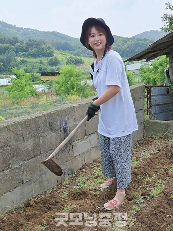 이런 문제의식은 연구원 설립으로 이어졌다. 농촌을 단순한 산업 공간이 아닌 “사람이 배우고 관계를 맺는 생활의 터전”으로 재해석하고 싶었다. (사진=배윤주 원장 제공/굿모닝충청-=이종현 기자)