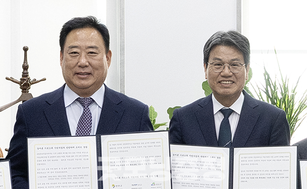 김돈곤 청양군수는 10일 “농어촌기본소득 시범사업은 단순한 복지정책이 아니라 지방소멸을 막기 위한 국가적 실험이자 구조적 해법”이라며 “추진을 위해 중앙정부의 재정적·정책적 뒷받침이 필수적”이라고 밝혔다. (사진=청양군 제공/굿모닝충청=이종현 기자)