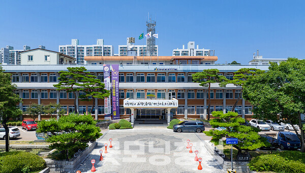 지난 2024년 2월, 인구 5만 명 선이 무너졌으며 올해 10월 현재는 4만9014명(외국인 제외)으로 전월 대비 82명 감소한 것으로 나타났다. (금산군 제공 자료사진)