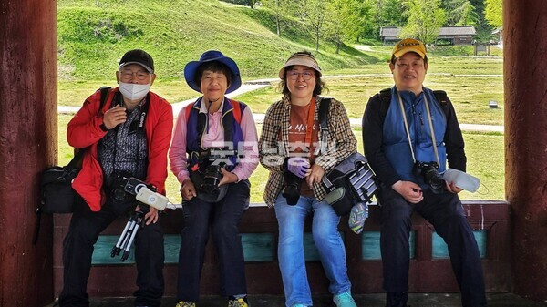 사진 왼쪽부터) 한창훈, 김옥기, 원종하, 금기원 작가