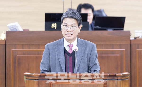 김돈곤 청양군수는 25일 “농어촌 기본소득 시범사업은 민선7~8기 지역 성장 발전 노력의 방점을 찍을 수 있는 중요한 사업”이라며 “연말까지 세부 시행지침을 수립하고 군민 모두가 혜택을 누릴 수 있도록 신청과 방법 등을 적극 홍보, 조기에 정착시키겠다”고 말했다. (사진=청양군 제공/굿모닝충청=이종현 기자)