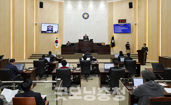 충남 예산군의회(의장 장순관)가 25일 제321회 제2차 정례회를 개회하고, 다음 달 16일까지 22일간의 일정에 들어갔다. (사진=예산군의회 제공/굿모닝충청=이종현 기자)