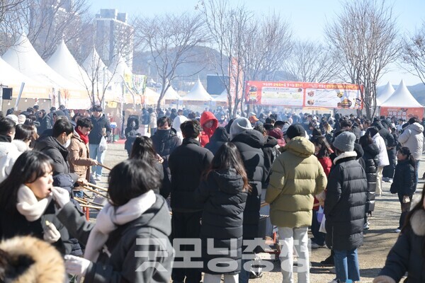 '겨울공주 군밤축제·밤산업박람회' 역대 최다 34만 방문