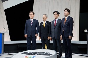 [<b>대선</b> 토론 복기] 시종일관 네거티브로 일관한 김문수·이준석