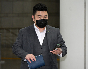내란 특검, '국회 봉쇄·침투' <b>김현태</b> 징역 18년 구형